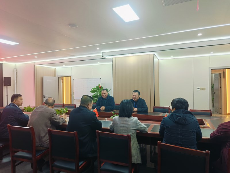   2024年11月政協(xié)領(lǐng)導走訪(fǎng)委員，為企業(yè)排憂(yōu)解難